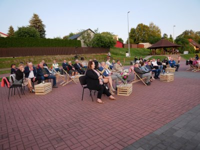 Koncert na molo - Przedwieczór i wieczór poezji Iwony Folusz